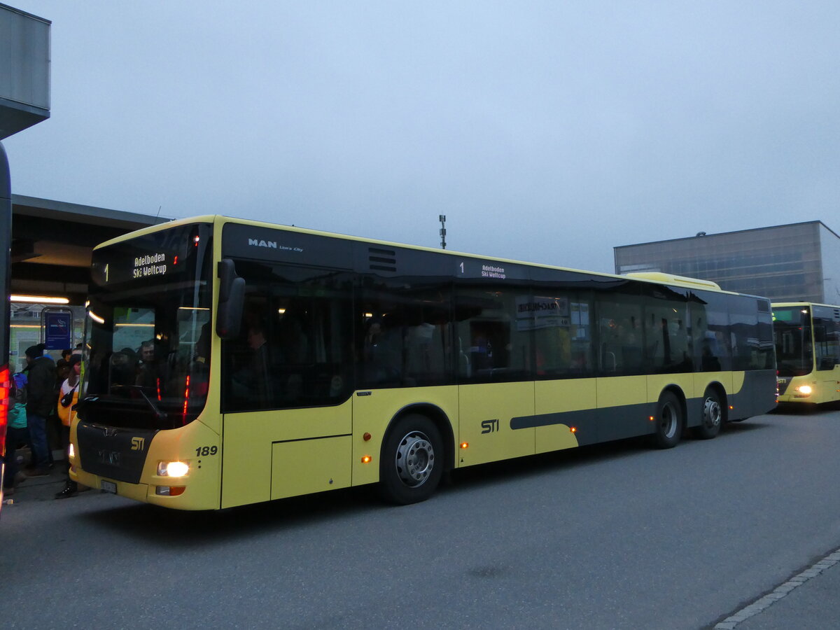 (244'504) - STI Thun - Nr. 189/BE 804'189 - MAN am 7. Januar 2023 beim Bahnhof Frutigen