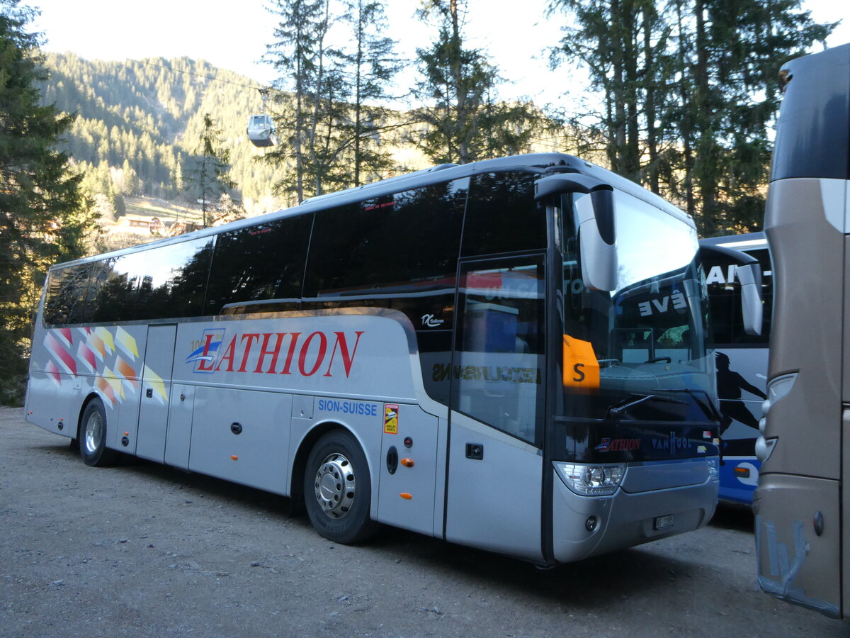 (244'841) - Lathion, Sion - Nr. 40/VS 12'895 - Van Hool am 7. Januar 2023 in Adelboden, ASB