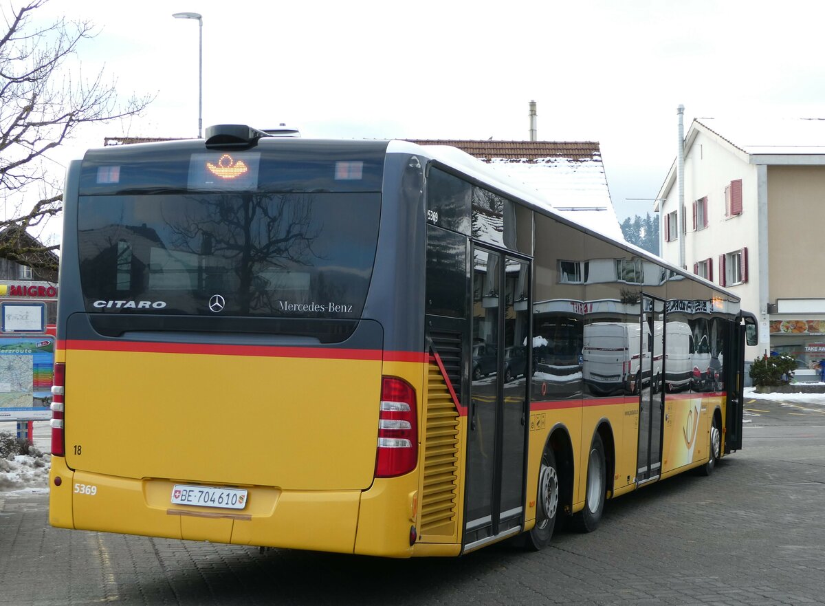 (245'627) - Engeloch, Riggisberg - Nr. 18/BE 704'610/PID 5369 - Mercedes (ex PostAuto Bern Nr. 5369; ex PostAuto Bern Nr. 654) am 1. Februar 2023 in Riggisberg, Post