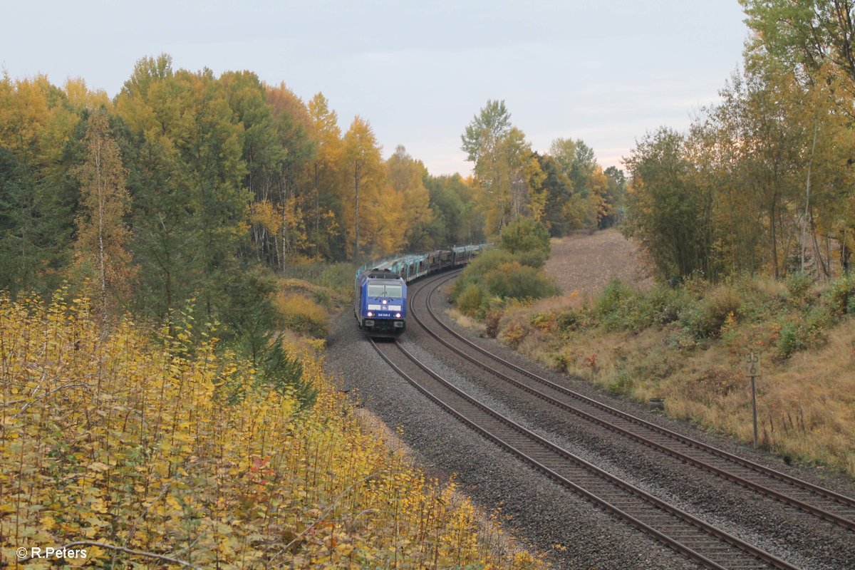 246 049-2 zieht den DGS95177 Regensburg Bbf - Mosel kurz hinter Wiesau/Oberpfalz. 24.10.16