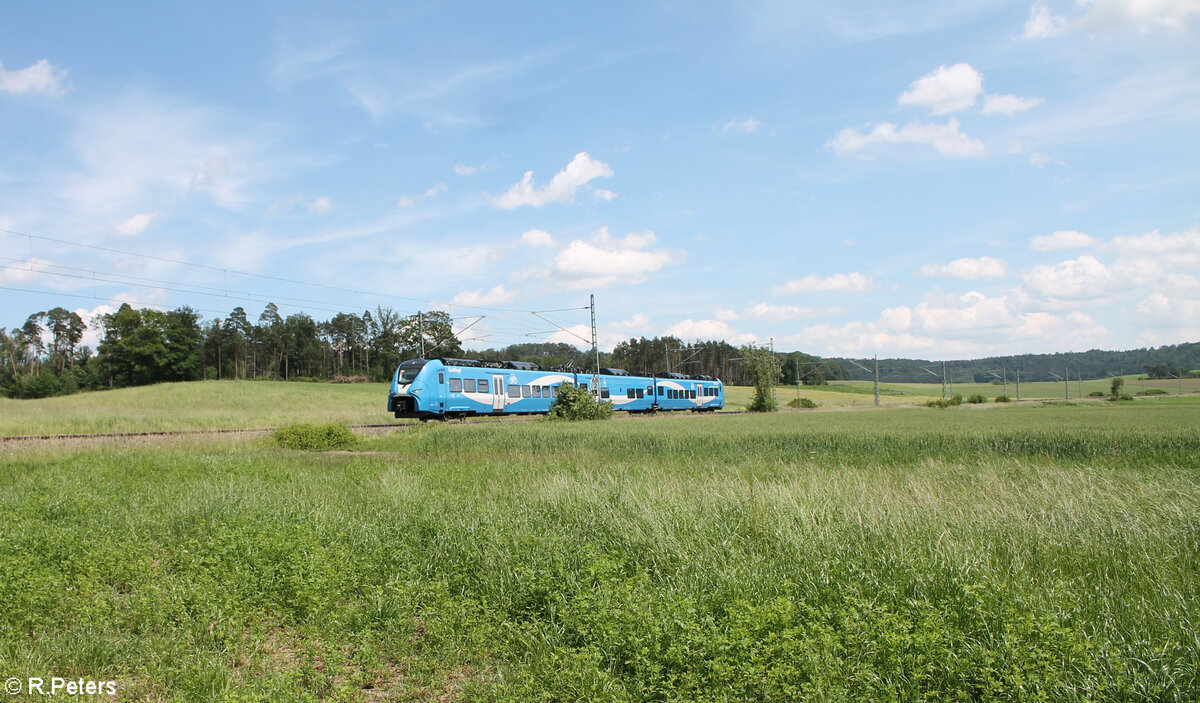2463 007 als RE80 57222 Treuchtlingen - Würzburg bei Oberdachstetten. 08.06.24