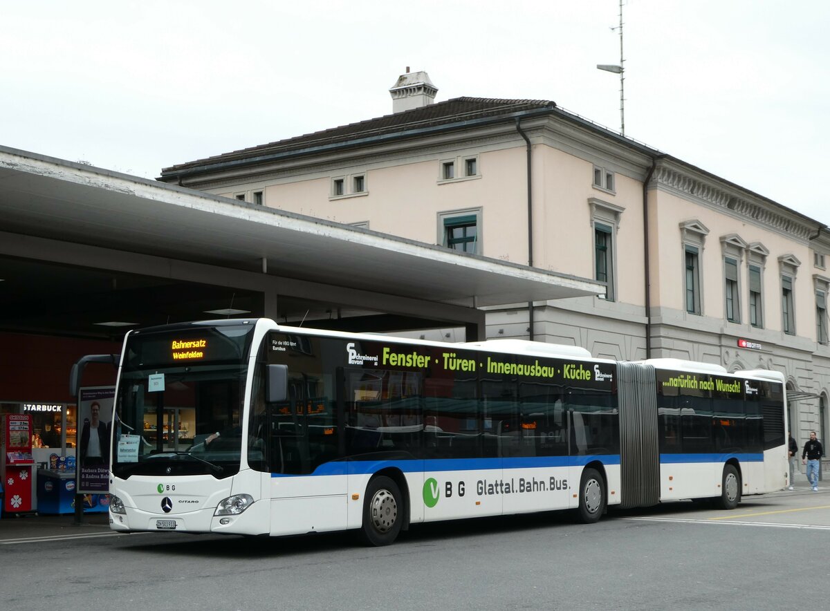 (246'583) - Welti-Furrer, Bassersdorf - Nr. 33/ZH 503'933 - Mercedes am 25. Februar 2023 beim Bahnhof Frauenfeld