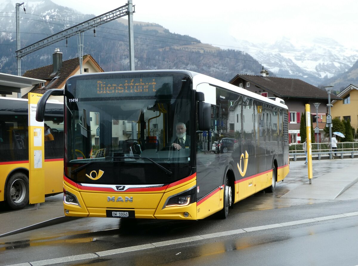 (247'132) - PostAuto Zentralschweiz - Nr. 507/OW 10'040/PID 11'414 - MAN (ex Nr. 7) am 10. Mrz 2023 beim Bahnhof Sarnen