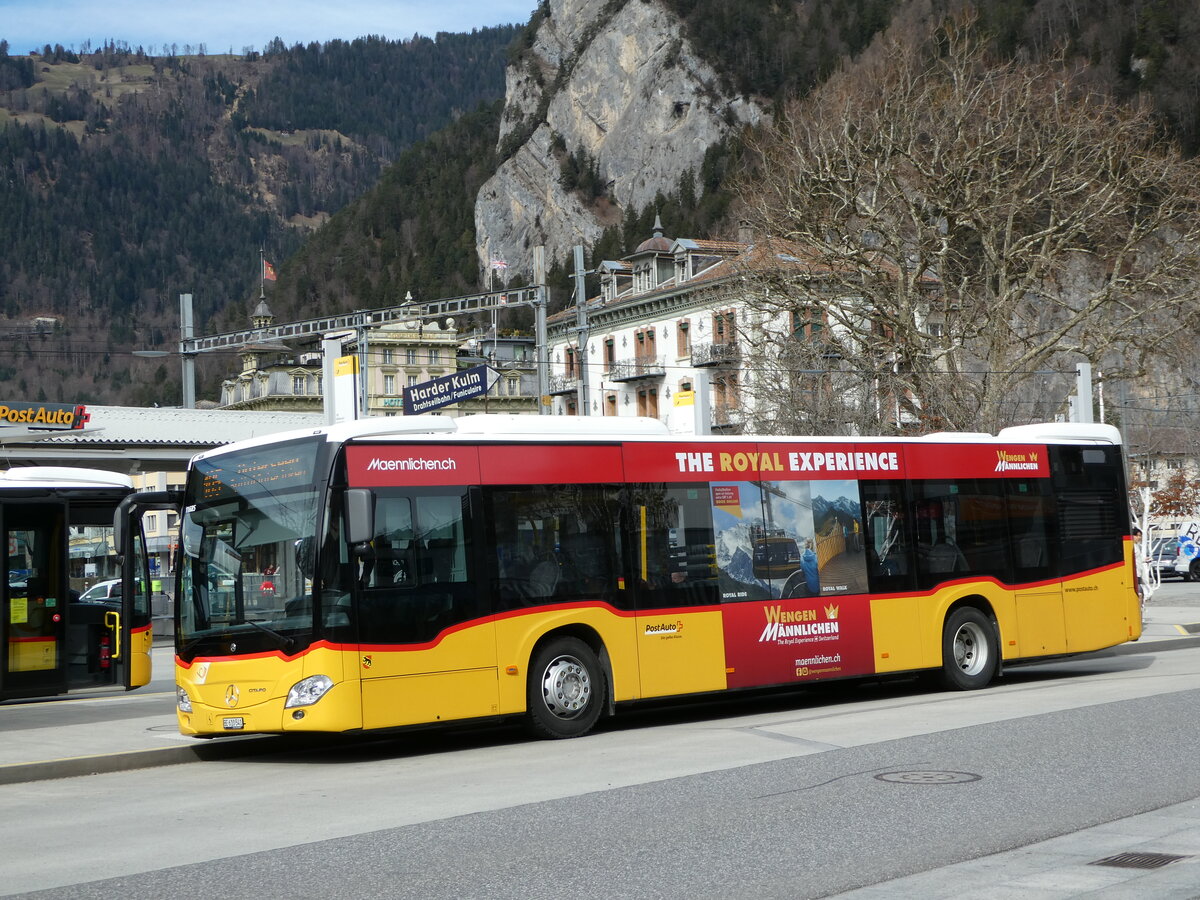 (247'174) - PostAuto Bern - BE 610'541/PID 11'685 - Mercedes am 13. Mrz 2023 beim Bahnhof Interlaken West