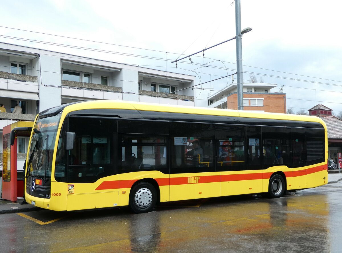 (247'905) - BLT Oberwil - Nr. 1005/BL 221'735 - Mercedes am 30. Mrz 2023 in Bottmingen, Schloss