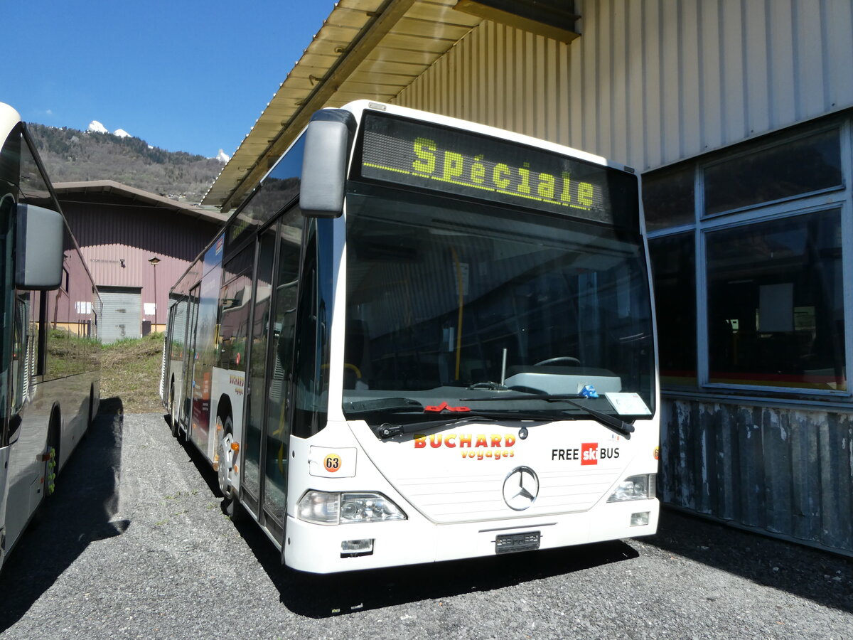 (248'301) - Buchard, Leytron - Nr. 63 - Mercedes (ex BLT Oberwil Nr. 45) am 9. April 2023 in Leytron, Garage