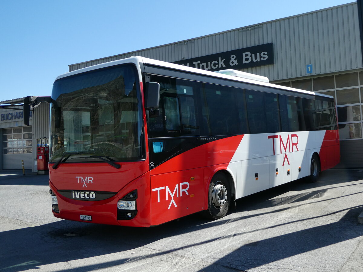 (248'303) - TMR Martigny - Nr. 165/VS 3108 - Iveco am 9. April 2023 in Leytron, Garage Buchard