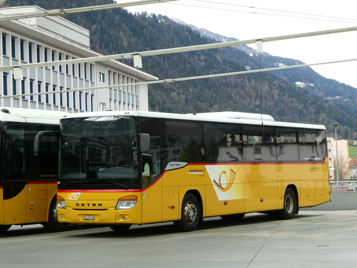 (248'560) - TpM, Mesocco - Nr. 12/GR 108'012/PID 11'308 - Setra am 15. April 2023 in Chur, Postautostation