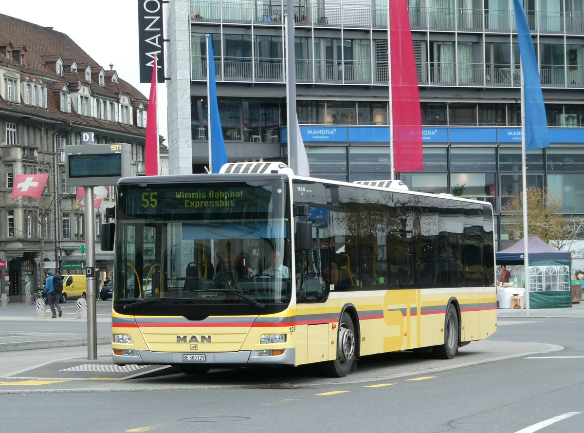 (248'858) - STI Thun - Nr. 129/BE 800'129 - MAN am 19. April 2023 beim Bahnhof Thun