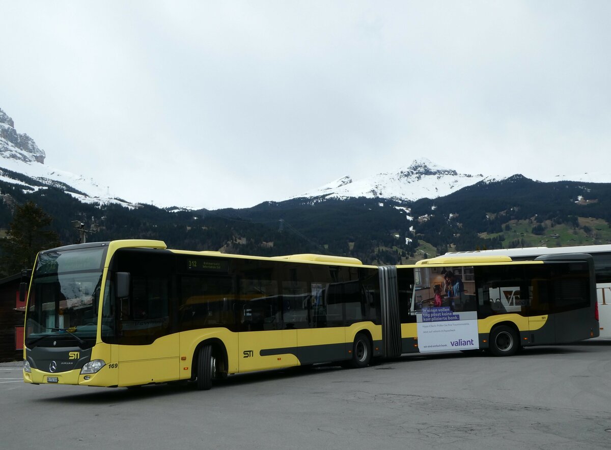 (248'967) - STI Thun - Nr. 167/BE 752'169 - Mercedes am 21. April 2023 beim Bahnhof Grindelwald