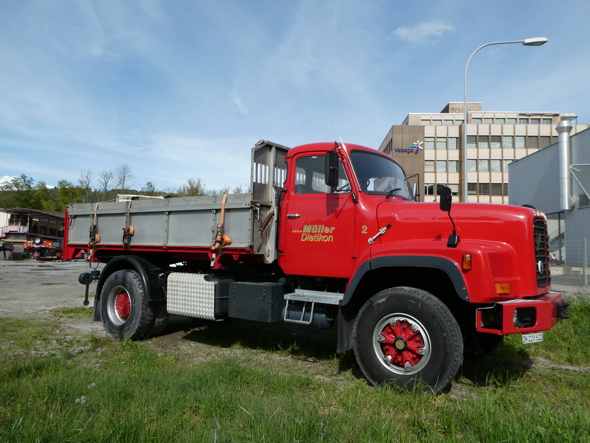(249'260) - Mller, Dietikon - Nr. 2/ZH 220'522 - Saurer am 29. April 2023 in Dietikon