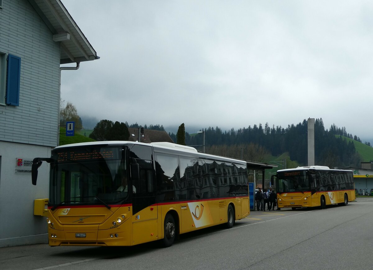 (249'304) - ASK Schangnau - Nr. 2/BE 396'677/PID 10'913 + Nr. 4/BE 29'195/PID 11'255 - Volvo am 30. April 2023 beim Bahnhof Escholzmatt