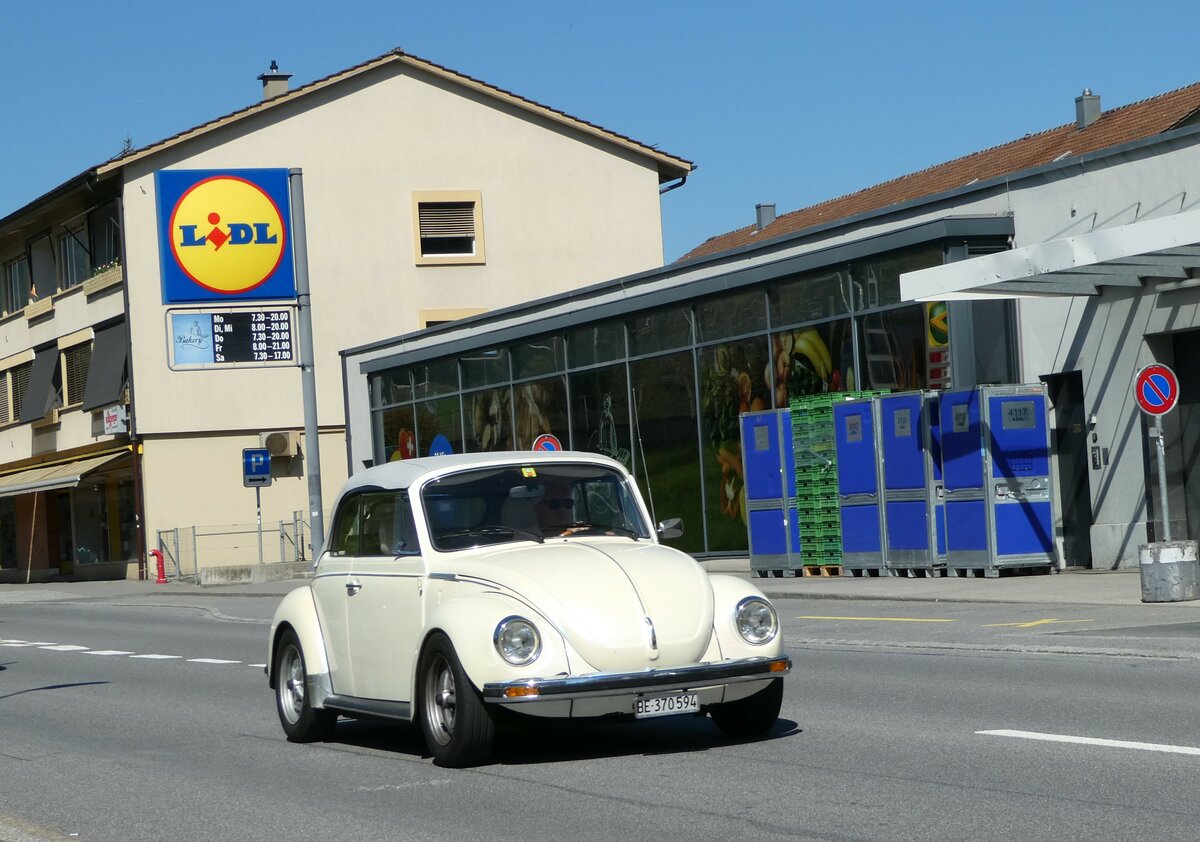 (249'474) - VW-Kfer - BE 370'594 - am 3. Mai 2023 in Spiez, Ltschbergplatz