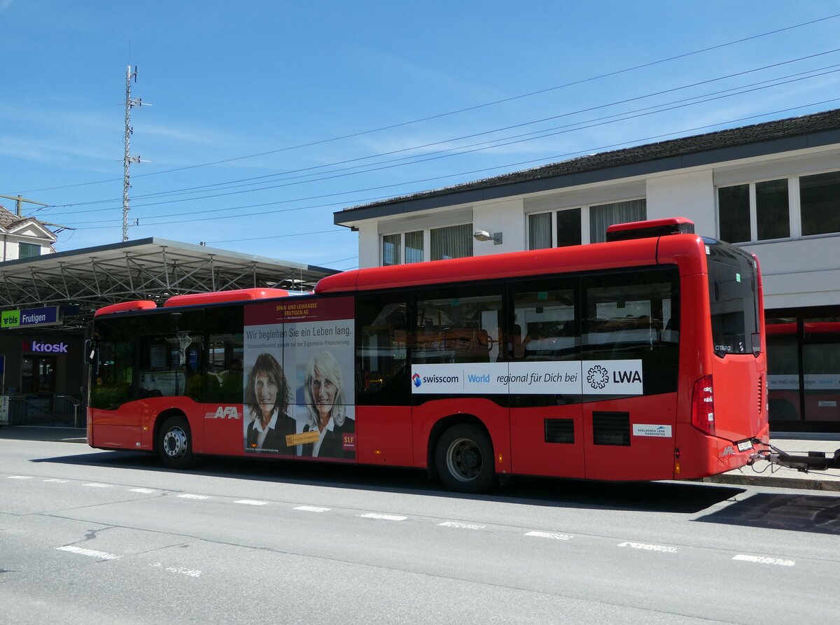 (249'556) - AFA Adelboden - Nr. 28/BE 43'089 - Mercedes am 4. Mai 2023 beim Bahnhof Frutigen