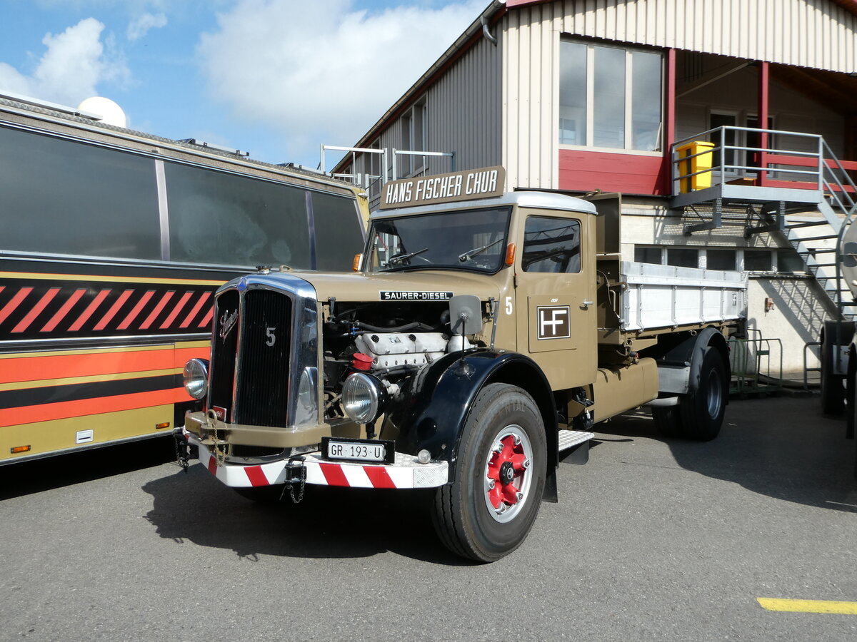 (249'704) - Fischer, Chur - Nr. 5/GR 193 U - Saurer am 6. Mai 2023 in Attikon, Wegmller