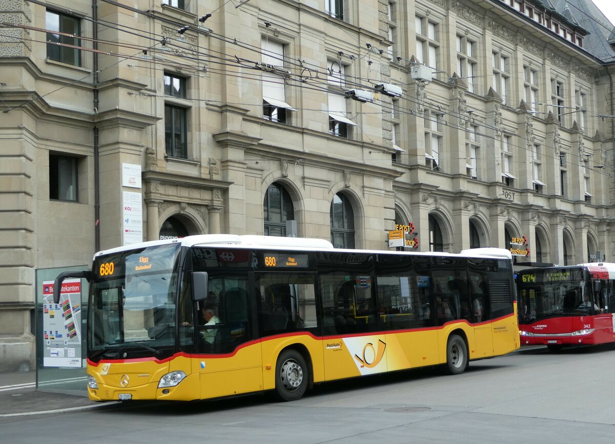 (249'800) - Steiger, Schlatt - Nr. 412/ZH 21'005/PID 11'541 - Mercedes am 6. Mai 2023 beim Hauptbahnhof Winterthur