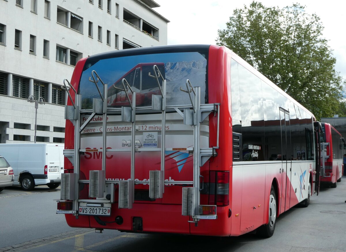 (249'950) - SMC Montana - Nr. 32/VS 201'732 - MAN am 13. Mai 2023 beim Bahnhof Sierre