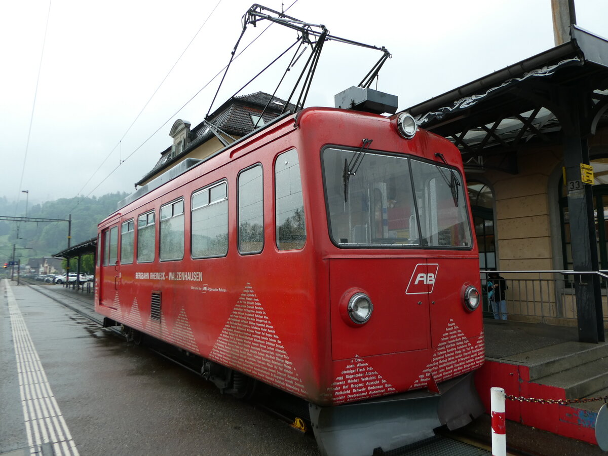 (250'111) - RhW-Triebwagen - Nr. 1 - am 16. Mai 2023 im Bahnhof Rheineck