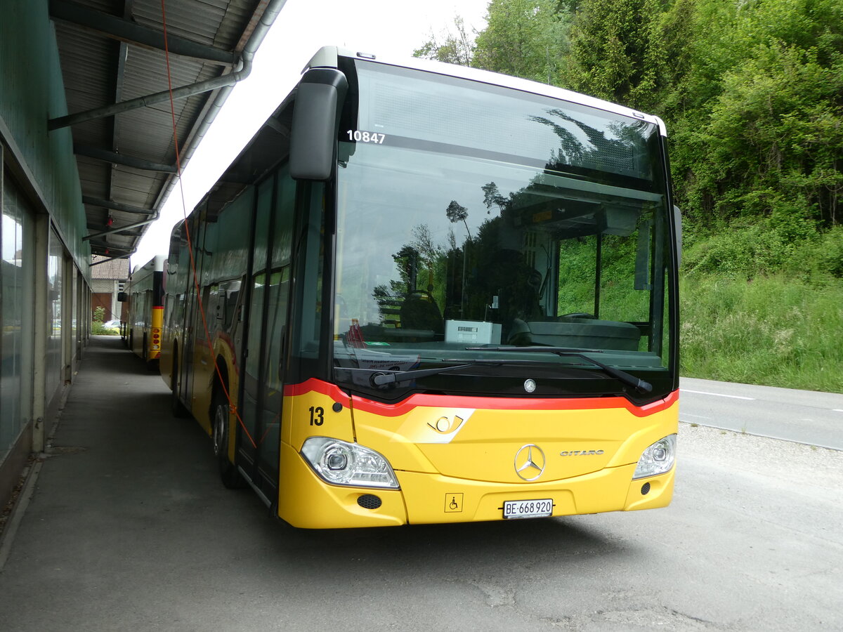 (250'279) - PostAuto Bern - Nr. 13/BE 668'920/PID 10'847 - Mercedes (ex Thepra, Stans Nr. 11) am 20. Mai 2023 in Laupen, Garage