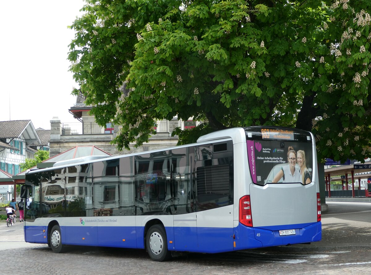 (250'363) - VZO Grningen - Nr. 45/ZH 885'745 - Mercedes am 21. Mai 2023 beim Bahnhof Wetzikon