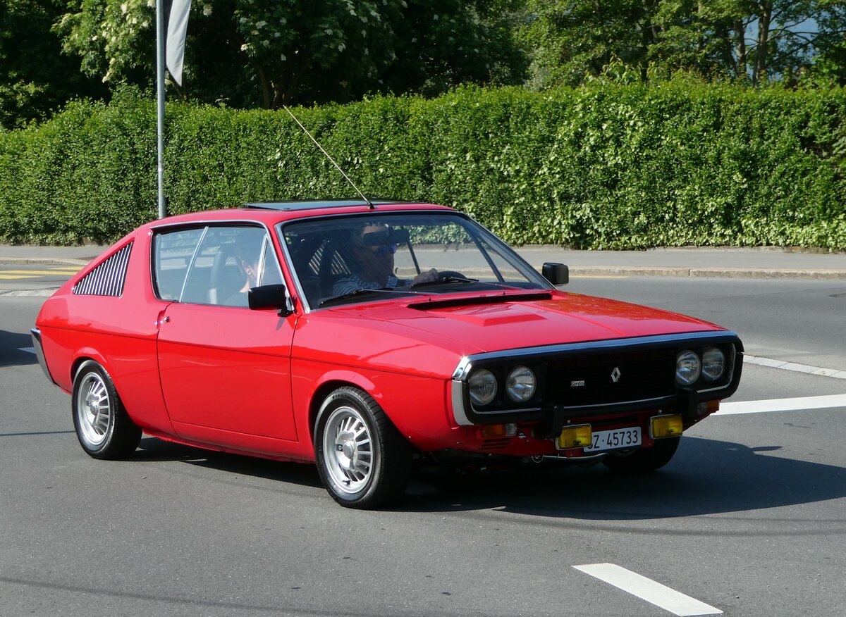 (250'575) - Renault - SZ 45'733 - am 27. Mai 2023 in Sarnen, OiO