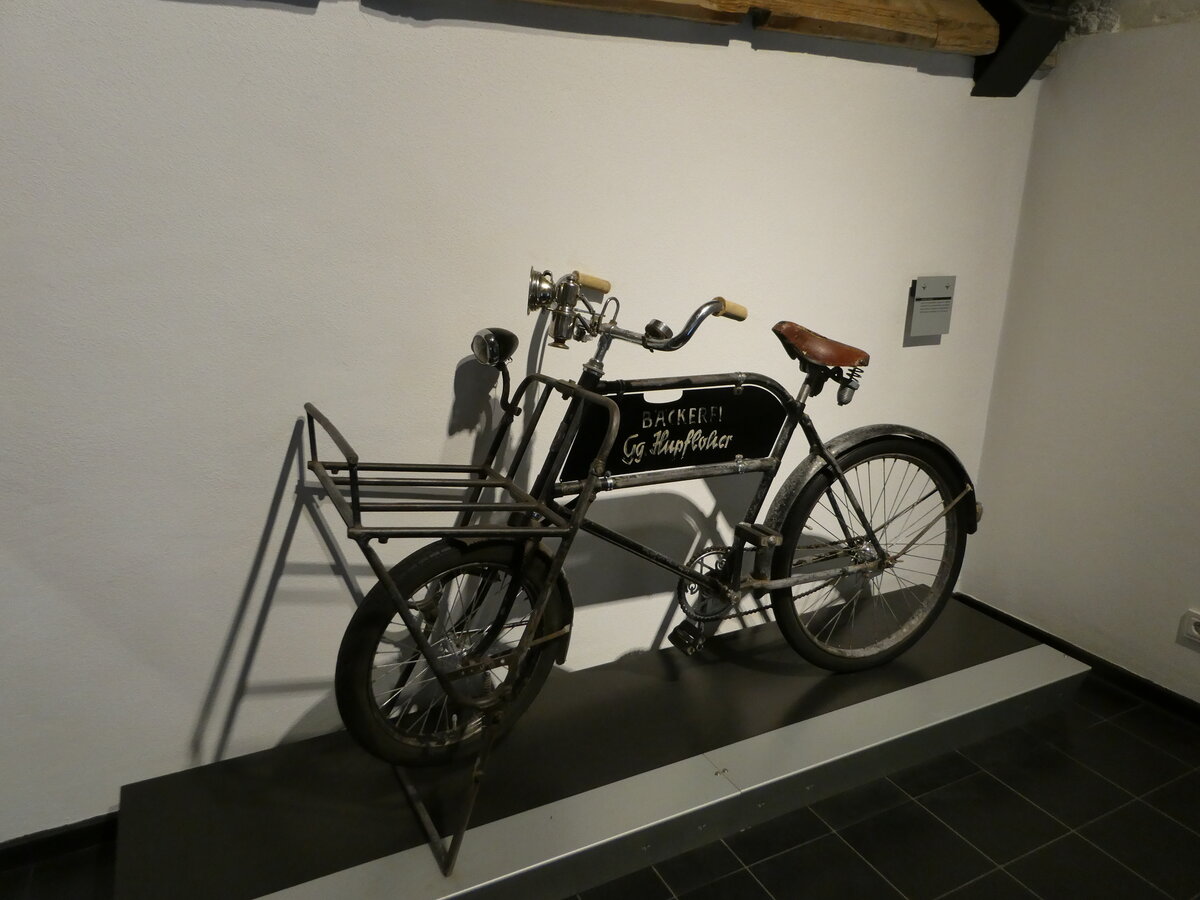 (251'003) - Gricke Transport-Fahrrad am 4. Juni 2023 in Dingolfing, Industriemuseum