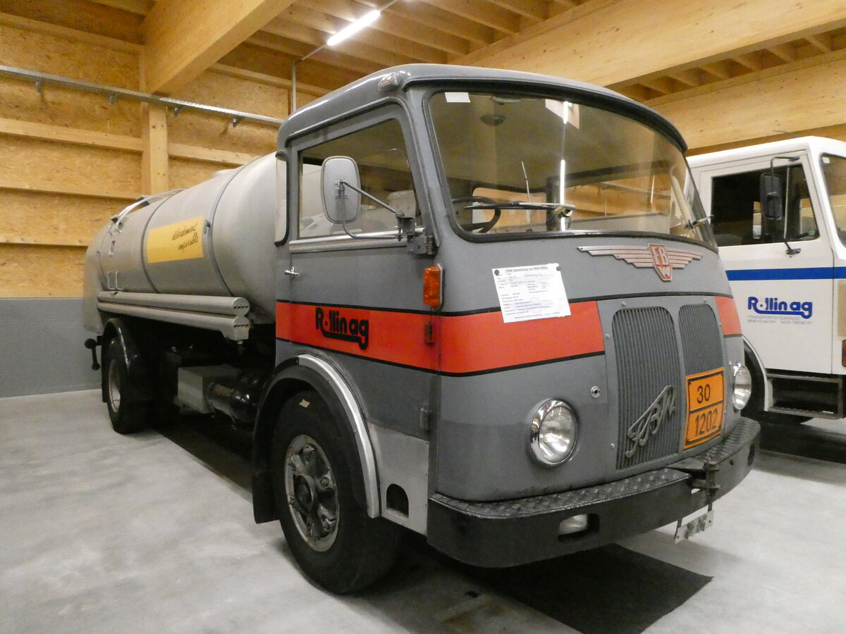 (251'280) - Rllin, Hirzel - FBW am 10. Juni 2023 in Nfels, FBW-Museum