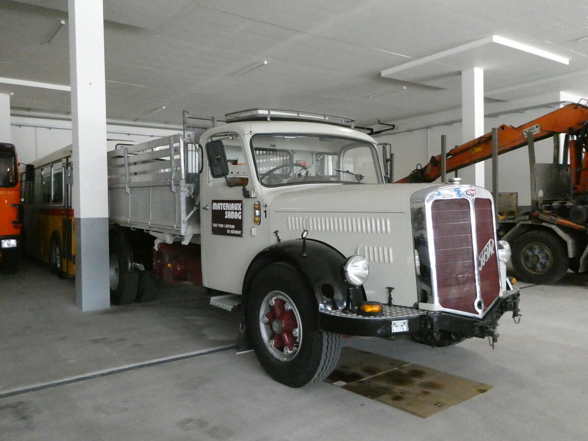 (251'323) - Materiaux Sabag - FBW am 10. Juni 2023 in Nfels, FBW-Museum