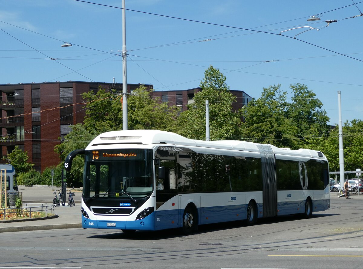 (251'436) - VBZ Zrich - Nr. 445/ZH 907'445 - Volvo am 13. Juni 2023 in Zrich, Seebach