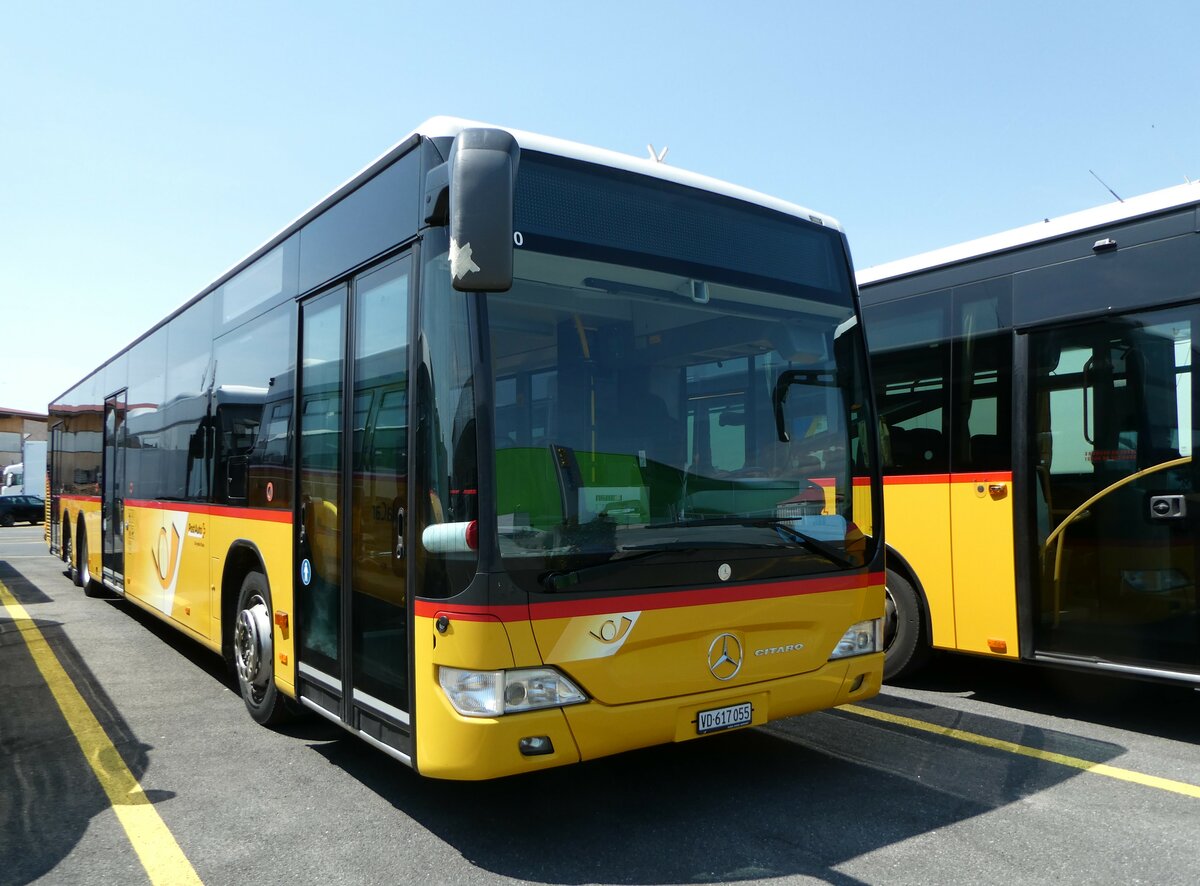 (251'591) - CarPostal Ouest - VD 617'055/PID 5220 - Mercedes (ex PostAuto Ostschweiz; ex PostAuto Ostschweiz Nr. 8) am 17. Juni 2023 in Kerzers, Interbus