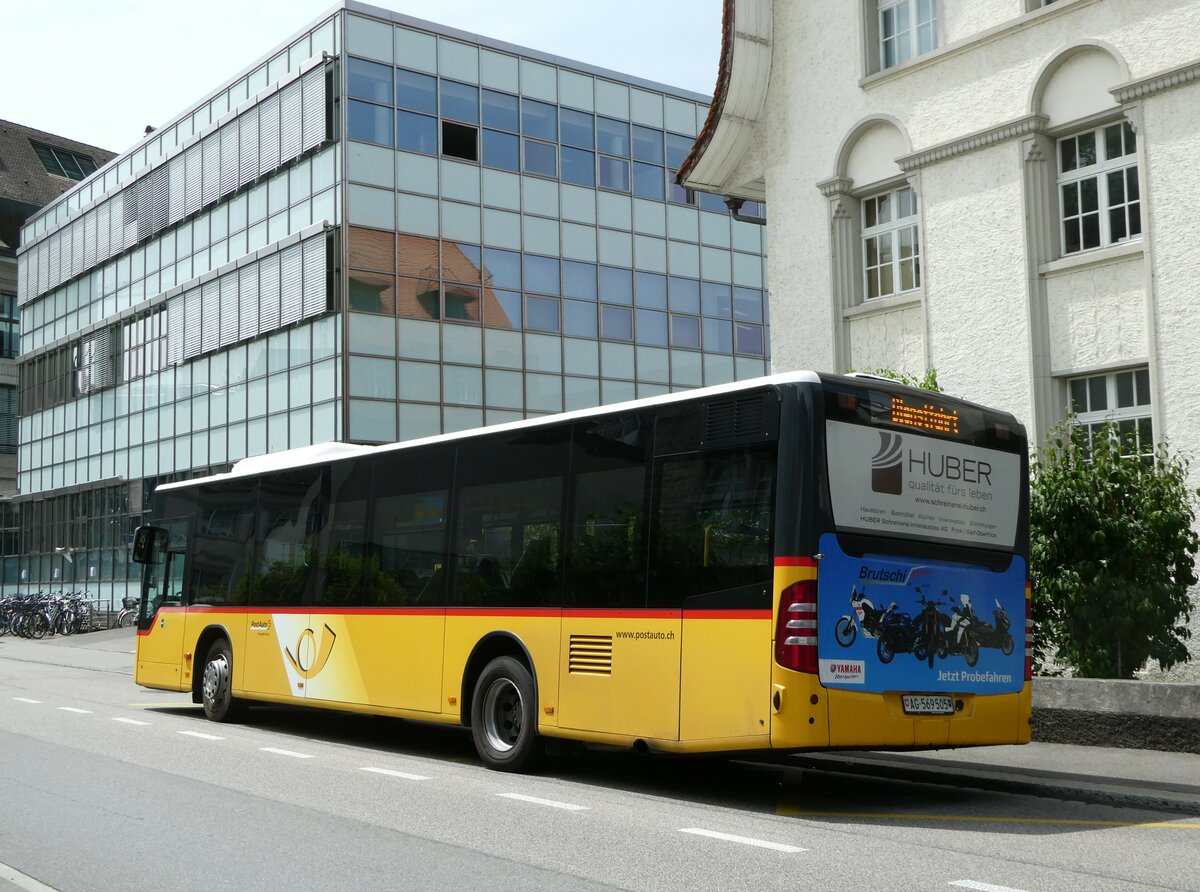 (251'800) - PostAuto Nordschweiz - AG 569'505/PID 5718 - Mercedes (ex Brem, Wlflinswil) am 20. Juni 2023 beim Bahnhof Aarau