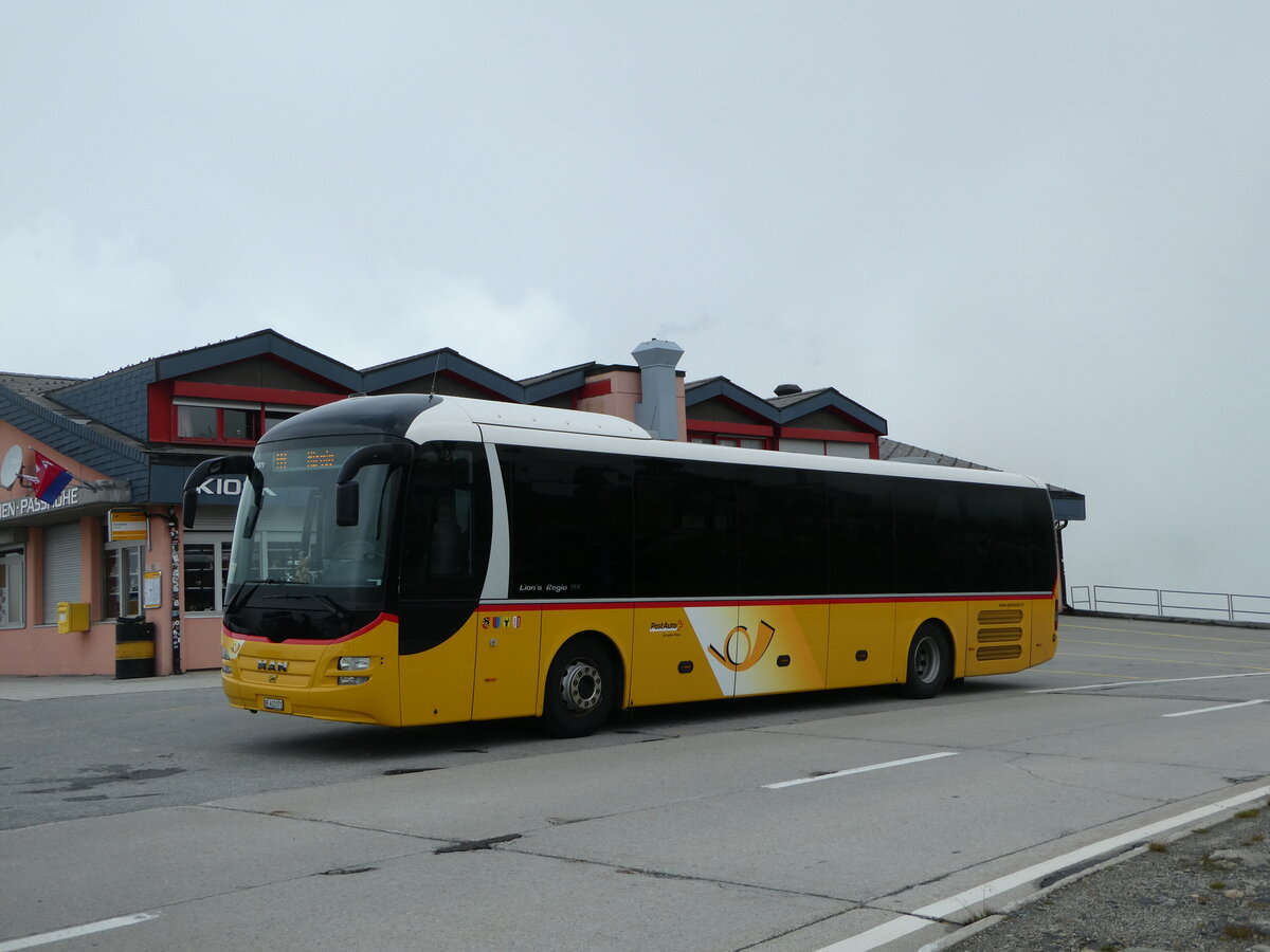 (253'006) - PostAuto Bern - Nr. 71/BE 412'071/PID 11'071 - MAN (ex PostAuto Zentralschweiz Nr. 20; ex Dillier, Sarnen Nr. 20) am 25. Juli 2023 in Nufenen, Passhhe