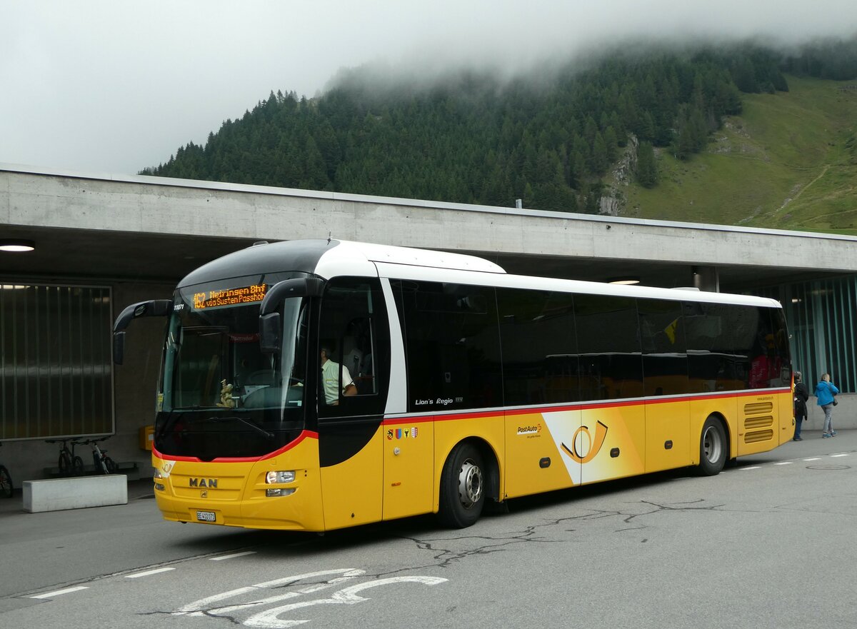 (253'033) - PostAuto Bern - Nr. 71/BE 412'071/PID 11'071 - MAN (ex PostAuto Zentralschweiz Nr. 20; ex Dillier, Sarnen Nr. 20) am 25. Juli 2023 beim Bahnhof Andermatt