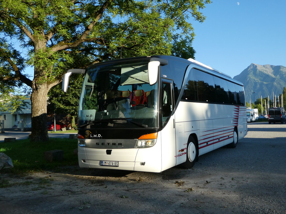 (253'105) - Aus Kroatien: L.M.D. Travel, Makarska - IM 474-BS - Setra am 27. Juli 2023 in Thun, Lachenwiese