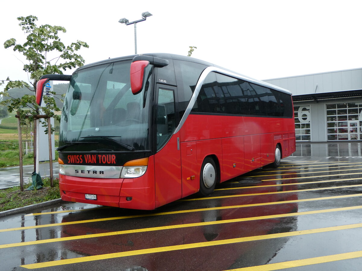 (253'503) - Swissvantour-Limo, Zrich - ZH 772'496 - Setra am 6. August 2023 in Winterthur, EvoBus