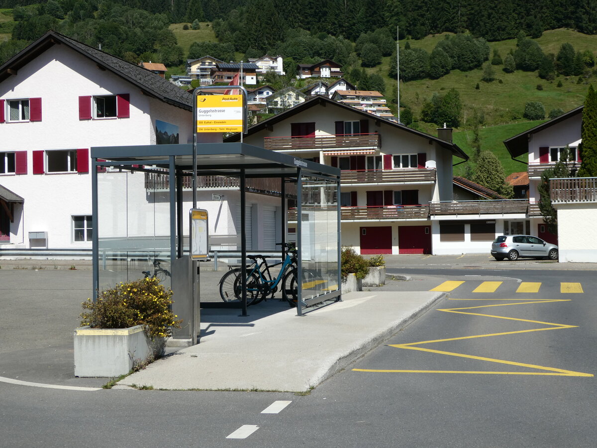 (253'911) - PostAuto-Haltestelle am 19. August 2023 in Unteriberg, Guggelstrasse