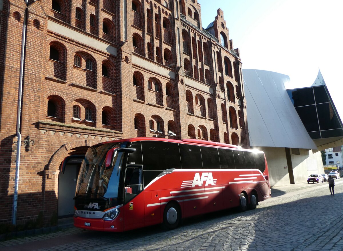 (254'693) - Aus der Schweiz: AFA Adelboden - Nr. 16/BE 21'181 - Setra am 2. September 2023 in Stralsund, Hafen