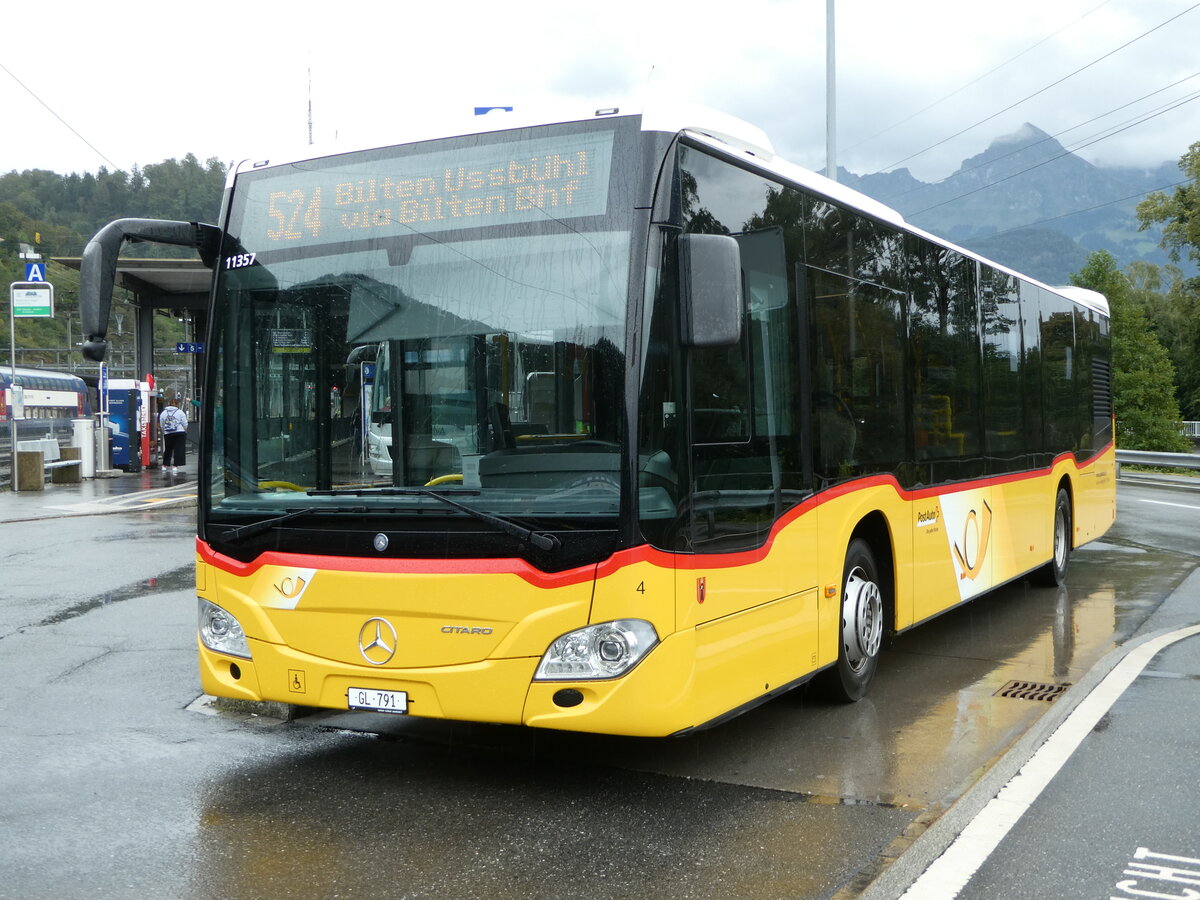 (255'409) - Niederer, Filzbach - Nr. 4/GL 791/PID 11'357 - Mercedes am 18. September 2023 beim Bahnhof Ziegelbrcke