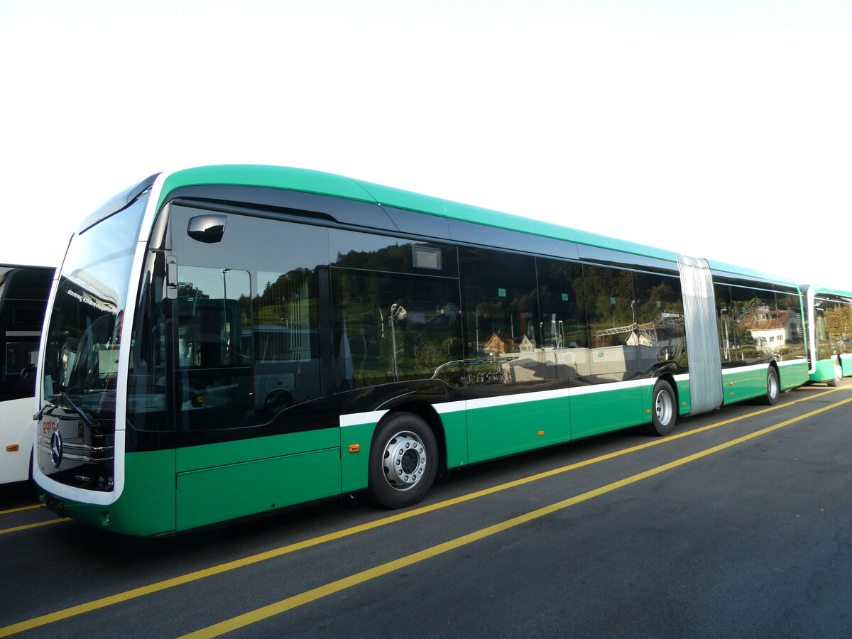 (255'989) - BVB Basel - (143'281) - Mercedes am 7. Oktober 2023 in Winterthur, Daimler Buses