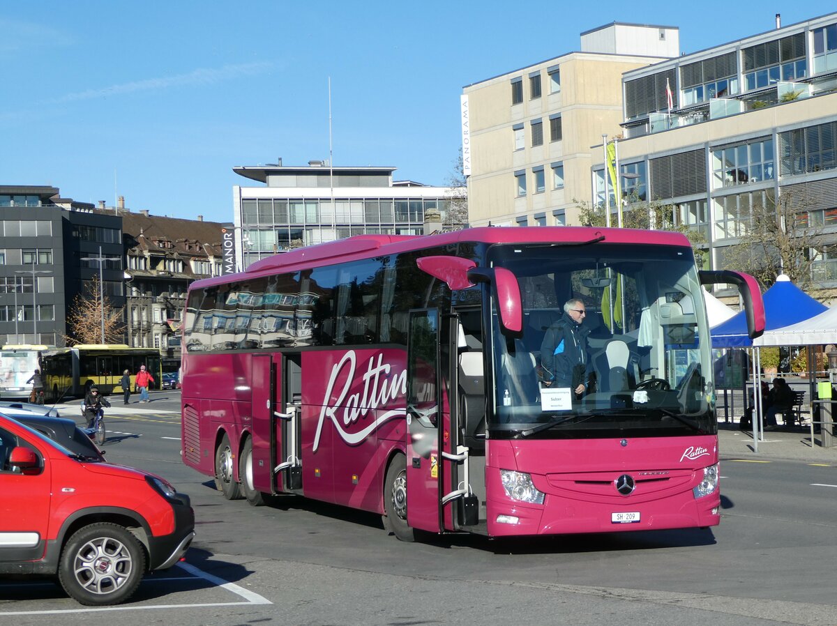 (257'313) - Rattin, Neuhausen - Nr. 9/SH 209 - Mercedes am 29. November 2023 beim Bahnhof Thun