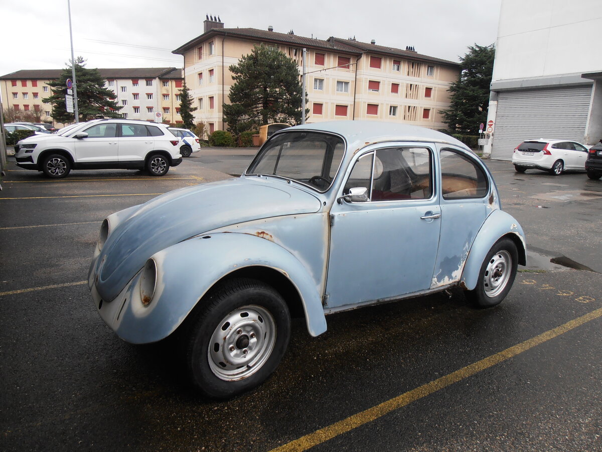 (257'564) - VW-Kfer am 11. Dezember 2023 in Marin