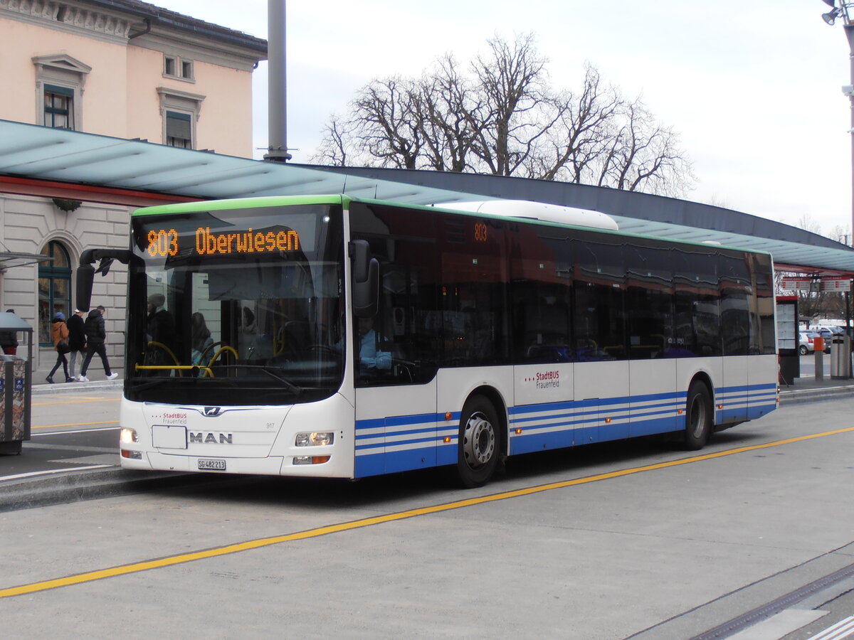 (257'641) - StadtBUS, Frauenfeld - Nr. 917/SG 482'213 - MAN (ex RTB Altsttten Nr. 917; ex PostBus/A BD 15'355) am 15. Dezember 2023 beim Bahnhof Frauenfeld