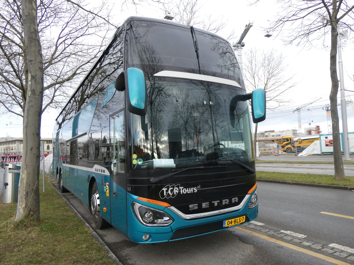 (258'876) - Aus Holland: TCR Tours, Raalte - Nr. 563/04-BLS-7 - Setra am 25. Januar 2024 in Bern, Guisanplatz