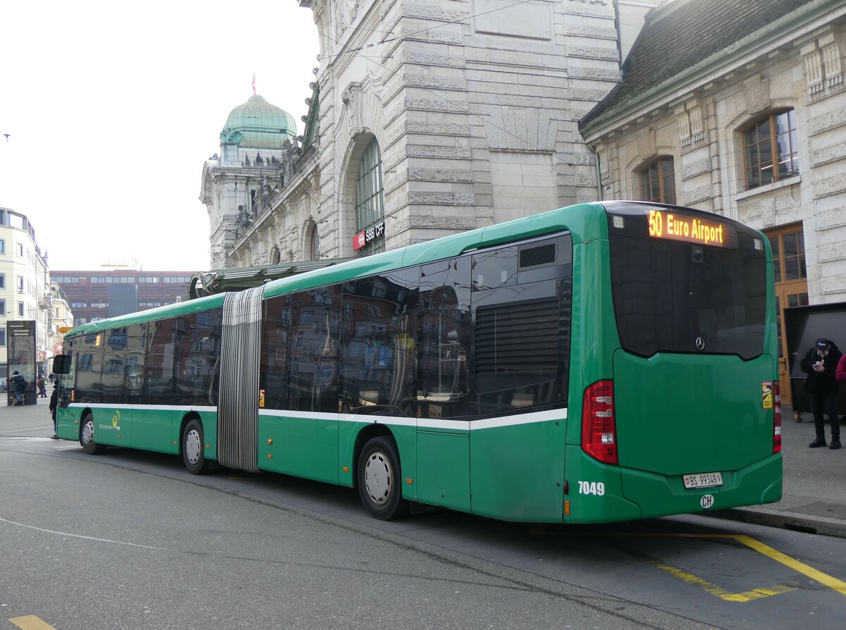 (259'026) - BVB Basel - Nr. 7049/BS 99'349 - Mercedes am 30. Januar 2024 beim Bahnhof Basel