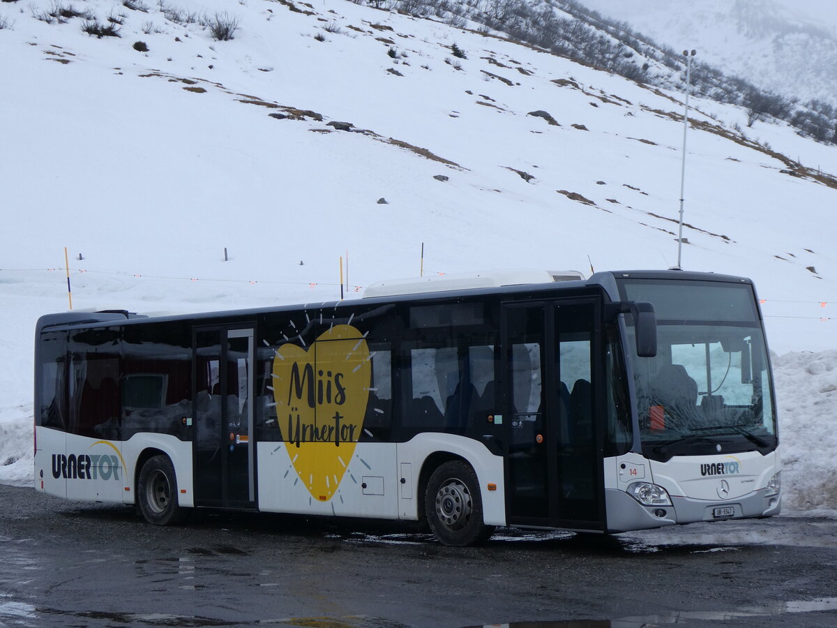 (259'238) - AAGU Altdorf - Nr. 14/UR 9347 - Mercedes am 10. Februar 2024 in Andermatt, Gemsstockbahn