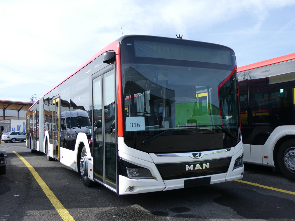 (259'847) - Twerenbold, Baden - Nr. 316 - MAN am 2. Mrz 2024 in Kerzers, Interbus