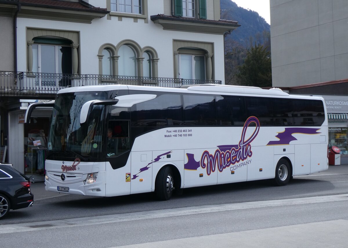 (260'960) - Aus Rumnien: Micedu, Iasi - B 277 MCD - Mercedes am 4. April 2024 beim Bahnhof Interlaken West