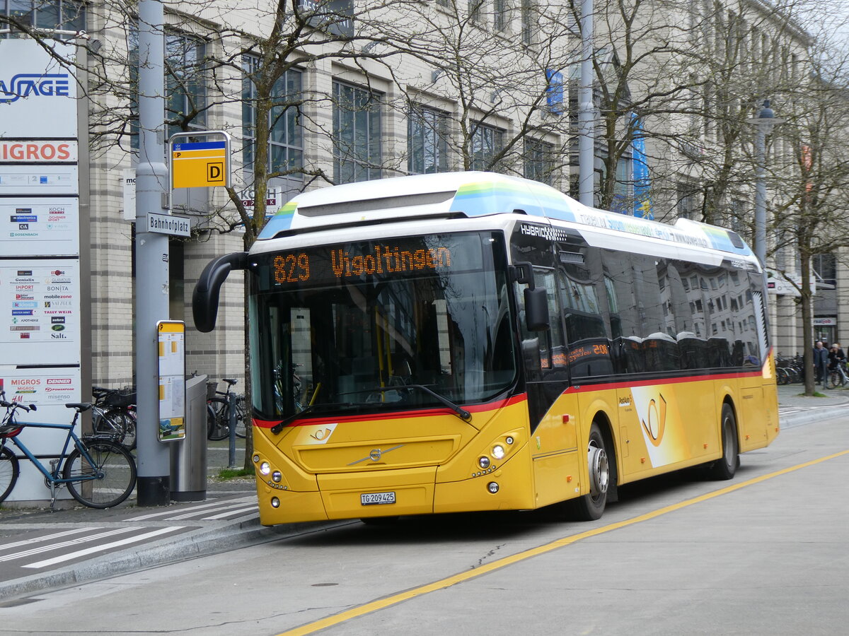 (261'123) - PostAuto Ostschweiz - TG 209'425/PID 10'472 - Volvo am 9. April 2024 beim Bahnhof Frauenfeld