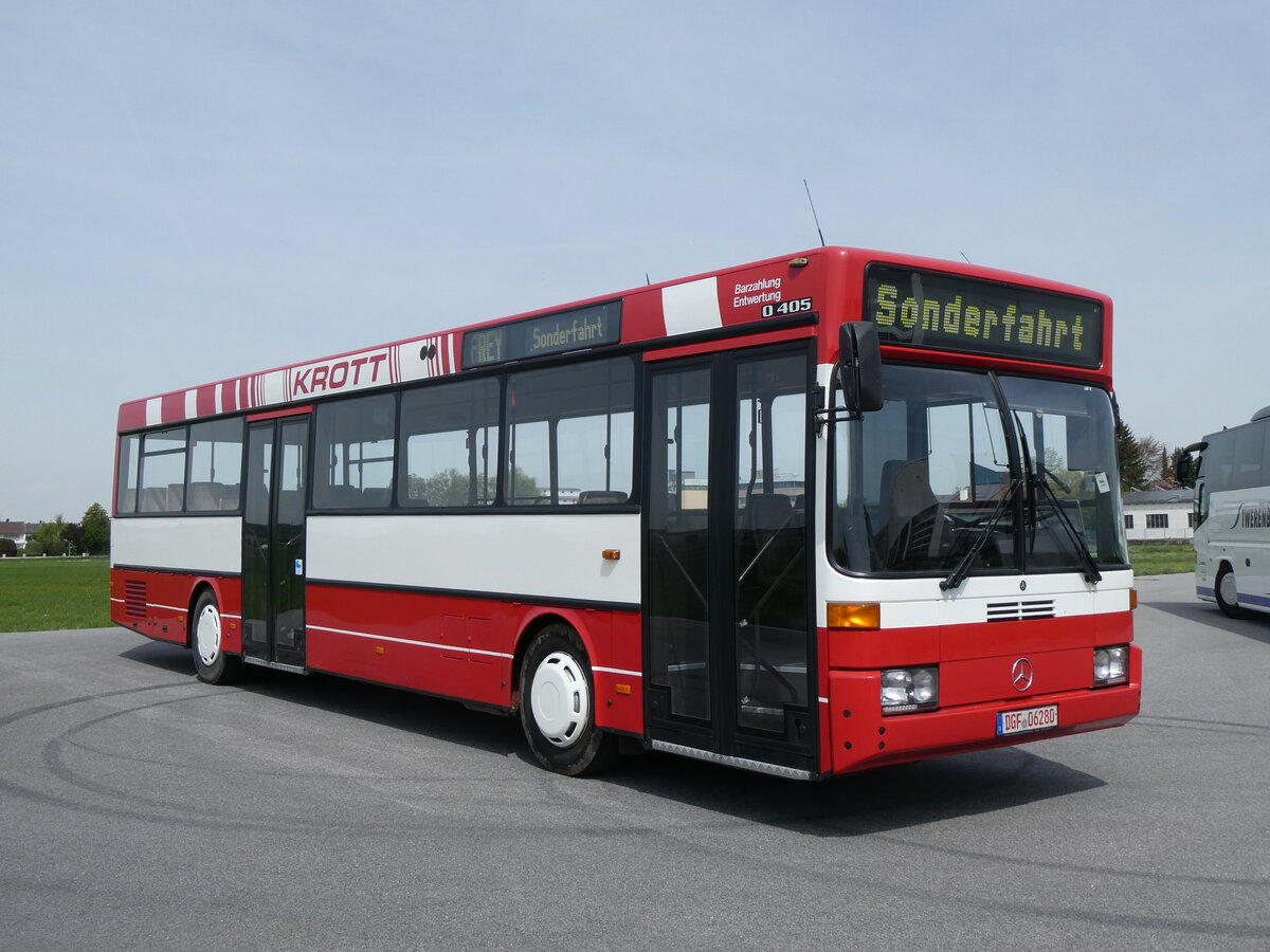 (261'358) - Krott, Stolberg (Reicheneder) - DGF 06'280 - Mercedes am 14. April 2024 in Pilsting, Auwrter Automobil-Park