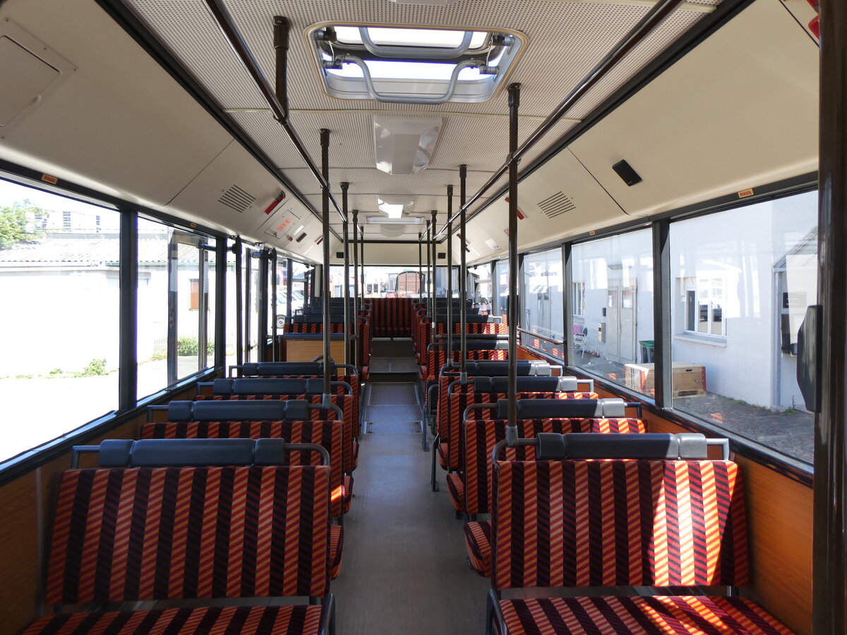 (261'763) - BSF Hochdorf - Nr. 11/LU 151'690 - Neoplan (ex Mder, Schwanden) am 27. April 2024 in Brugg, Bahnpark (Innenaufnahme)